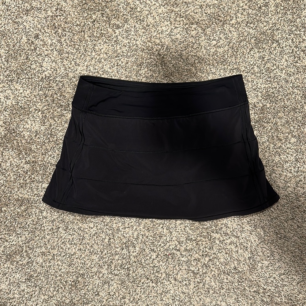 BLACK - SIZE 8 - PACE RIVAL LULULEMON SKORT - EXCELLENT CONDITION
